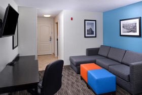 Holiday Inn Express & Suites Effingham