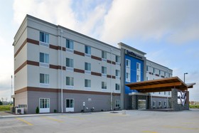 Holiday Inn Express & Suites Effingham