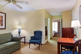 Country Inn & Suites by Radisson, Elgin, IL
