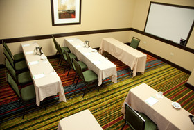 Holiday Inn & Suites Chicago Northwest - Elgin