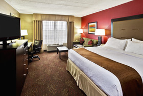 Holiday Inn & Suites Chicago Northwest - Elgin