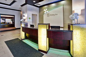 Holiday Inn & Suites Chicago Northwest - Elgin