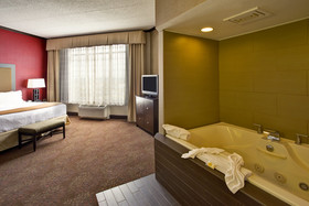 Holiday Inn & Suites Chicago Northwest - Elgin