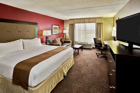 Holiday Inn & Suites Chicago Northwest - Elgin