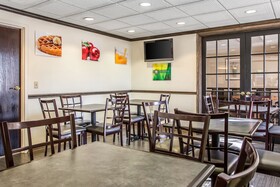 Quality Inn Elgin