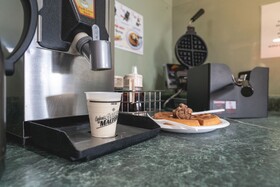 Super 8 by Wyndham Elgin