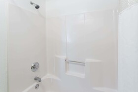 Super 8 by Wyndham Elgin