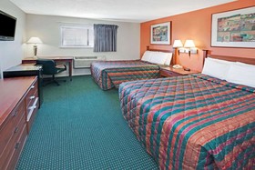 Days Inn Elk Grove Village/Chicago/OHare Airport West