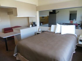 Red Lion Inn & Suites Elk Grove Village