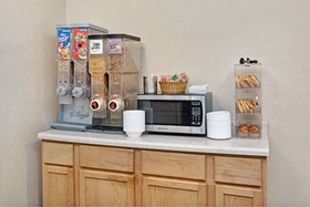 Red Lion Inn & Suites Elk Grove Village