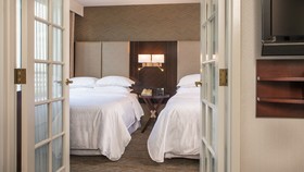 Sheraton Suites Chicago Elk Grove
