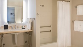 Sheraton Suites Chicago Elk Grove