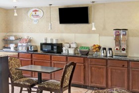 Super 8 by Wyndham Chicago O'Hare Airport