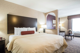 Clarion Inn Elmhurst