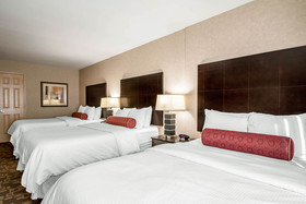 Clarion Inn Elmhurst