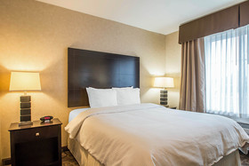 Clarion Inn Elmhurst