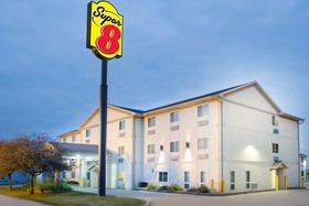Burgundy Inn & Suites