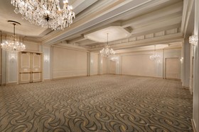 Hilton Orrington/Evanston