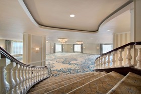 Hilton Orrington/Evanston