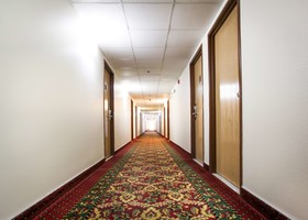 Econo Lodge Inn & Suites