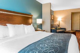 Comfort Suites Fairview Heights