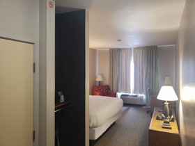 Country Inn & Suites by Radisson, Fairview Heights, IL
