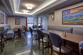 Drury Inn & Suites Fairview Heights St. Louis