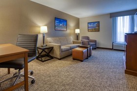 Drury Inn & Suites Fairview Heights St. Louis