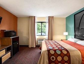 Super 8 by Wyndham Fairview Heights-St. Louis