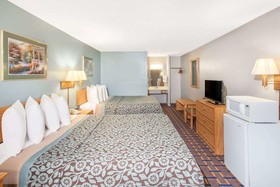 Days Inn by Wyndham Farmer City
