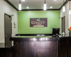 Quality Inn Near I-72 And Hwy 51