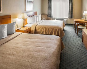 Quality Inn Near I-72 And Hwy 51