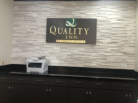 Quality Inn Near I-72 And Hwy 51