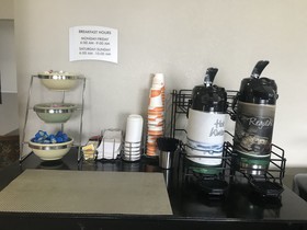 Quality Inn Near I-72 And Hwy 51