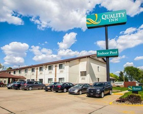 Quality Inn Near I-72 And Hwy 51
