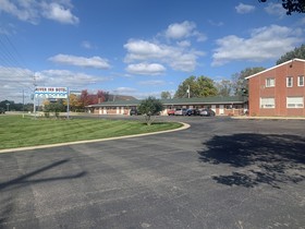 River Inn Motel