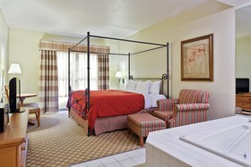 Country Inn & Suites by Radisson, Freeport, IL