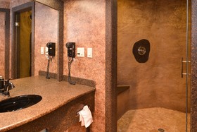 Best Western Designer Inn & Suites