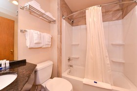 Best Western Designer Inn & Suites