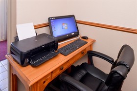 Best Western Designer Inn & Suites