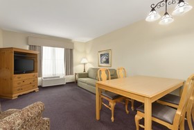 Country Inn & Suites by Radisson, Galena, IL
