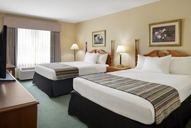 Country Inn & Suites by Radisson, Galena, IL