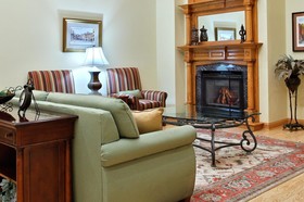 Country Inn & Suites by Radisson, Galena, IL