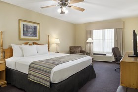 Country Inn & Suites by Radisson, Galena, IL
