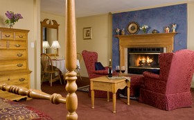 Goldmoor Inn