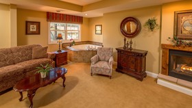 Goldmoor Inn
