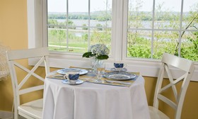 Goldmoor Inn