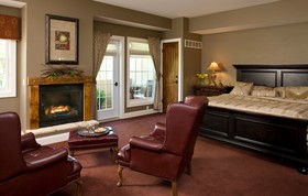 Goldmoor Inn