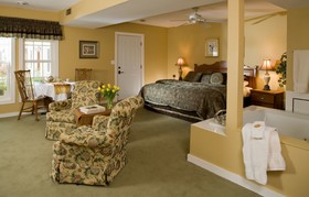 Goldmoor Inn