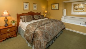 Goldmoor Inn